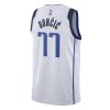 Nike Dri-FIT NBA Dallas Mavericks Luka Doncic Association Edition 2022/23 Swingman Jersey White XS