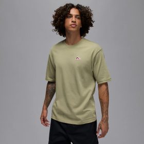 Jordan Brand Sneaker Patch T-Shirt Medium Khaki/Black