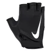 Nike Womens Gym Essential Fg 2.0 Black/White S