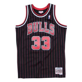   MITCHELL & NESS CHICAGO BULLS SCOTTIE PIPPEN 95-96' #33 ALT. SWINGMAN 2.0 JERSEY BLACK PINSTRIPE