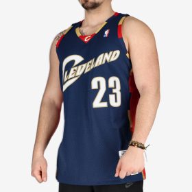   MITCHELL & NESS NBA CLEVELAND CAVALIERS LEBRON JAMES SWINGMAN JERSEY NAVY